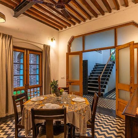 Stayvista'S Peepal Haveli - Rustic Kothi With Terrace, Breathtaking View & Bonfire Narainpur  Buitenkant foto