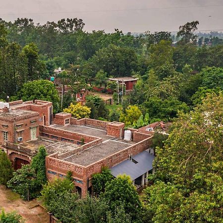 Stayvista'S Peepal Haveli - Rustic Kothi With Terrace, Breathtaking View & Bonfire Narainpur  Buitenkant foto