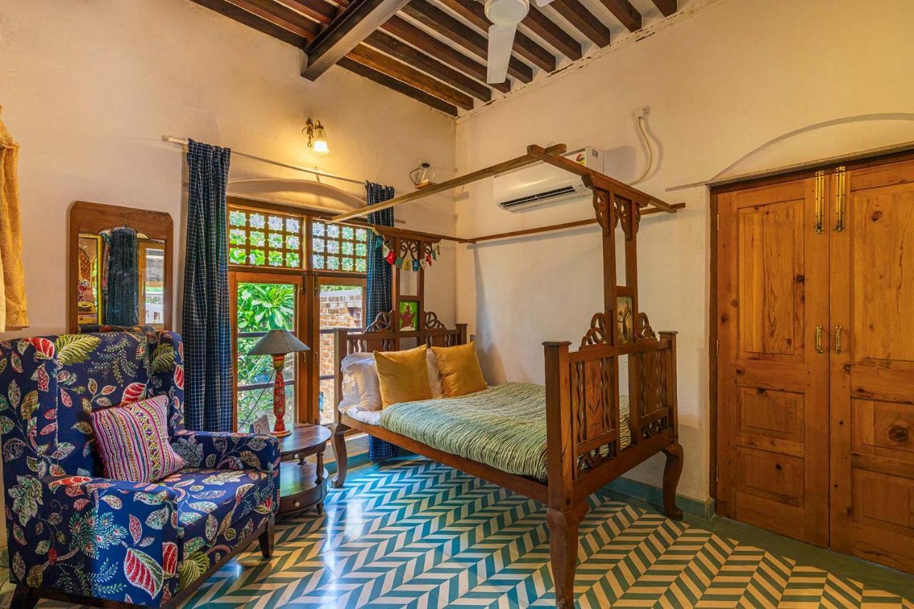 Stayvista'S Peepal Haveli - Rustic Kothi With Terrace, Breathtaking View & Bonfire Narainpur  Buitenkant foto