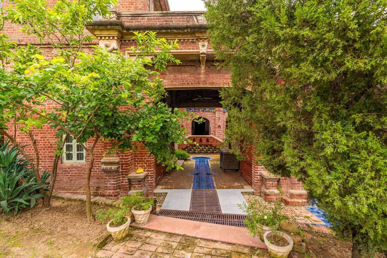 Stayvista'S Peepal Haveli - Rustic Kothi With Terrace, Breathtaking View & Bonfire Narainpur  Buitenkant foto