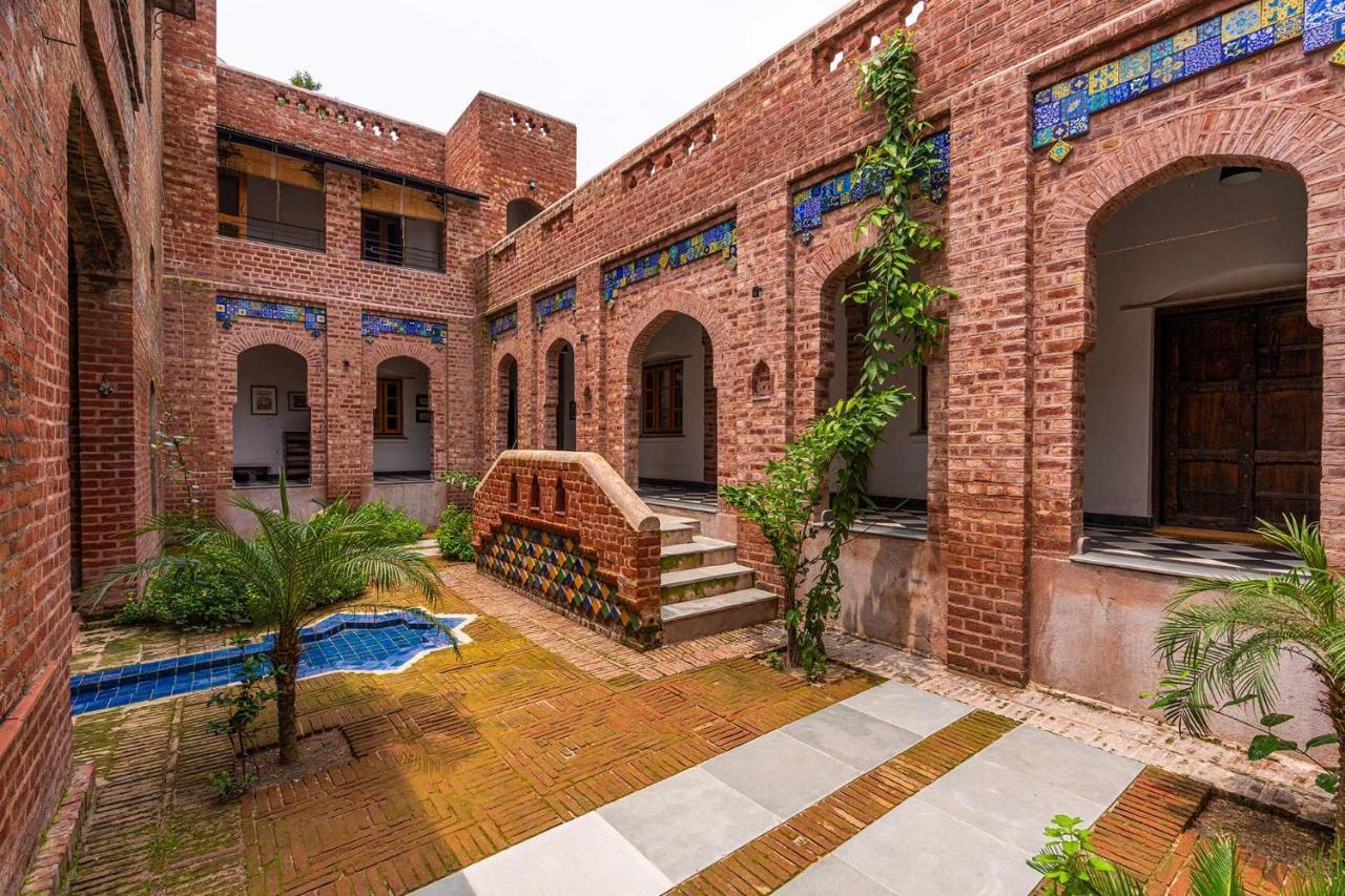 Stayvista'S Peepal Haveli - Rustic Kothi With Terrace, Breathtaking View & Bonfire Narainpur  Buitenkant foto