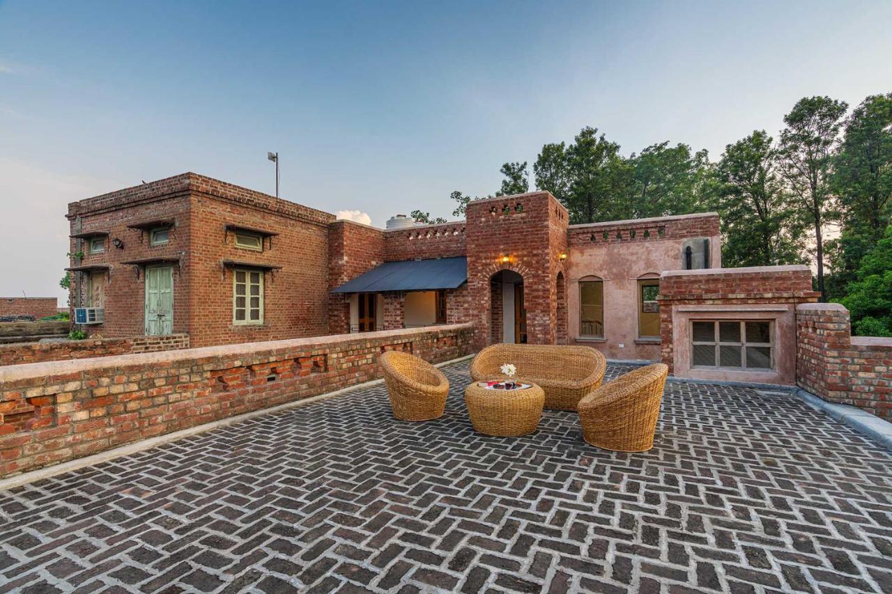 Stayvista'S Peepal Haveli - Rustic Kothi With Terrace, Breathtaking View & Bonfire Narainpur  Buitenkant foto