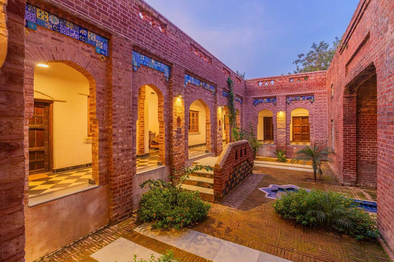 Stayvista'S Peepal Haveli - Rustic Kothi With Terrace, Breathtaking View & Bonfire Narainpur  Buitenkant foto