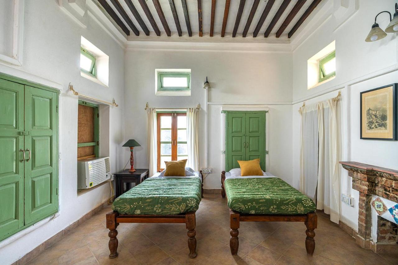 Stayvista'S Peepal Haveli - Rustic Kothi With Terrace, Breathtaking View & Bonfire Narainpur  Buitenkant foto